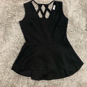 Peplum Bisou Bisou Top